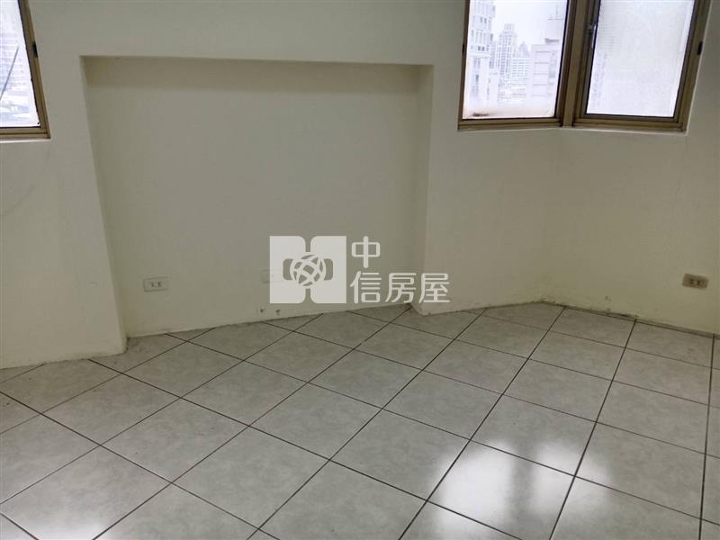 A21景觀三房美電房屋室內格局與周邊環境