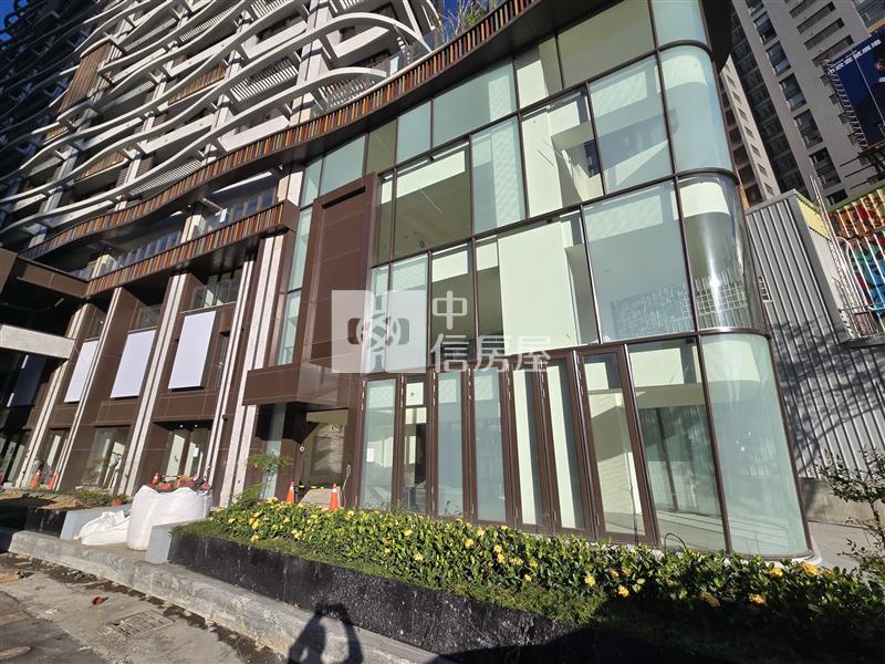 富旺天際W-ONE臺灣大道全新角店房屋室內格局與周邊環境