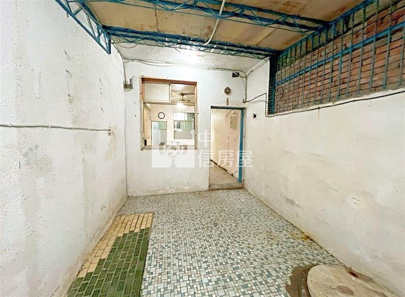 龍潭普普風透天房屋室內格局與周邊環境