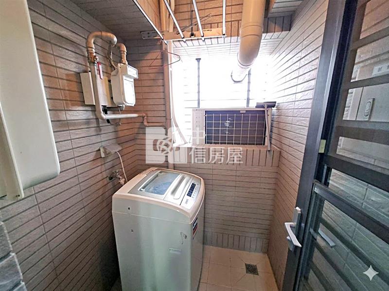 六月微風2房+車位房屋室內格局與周邊環境