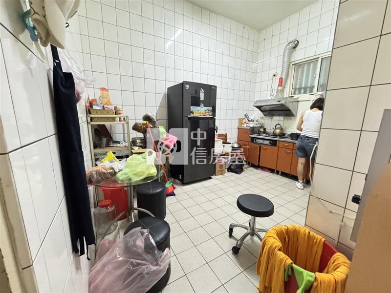 近桃園永豐站 透天店面房屋室內格局與周邊環境