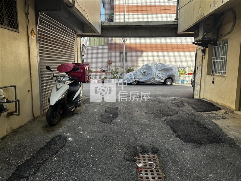 安南十二佃超大空間孝親車墅房屋室內格局與周邊環境