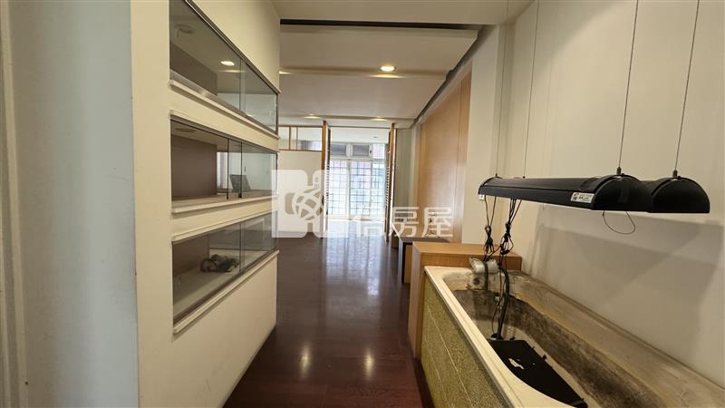 屏東房屋《福建路優質店住》房屋室內格局與周邊環境