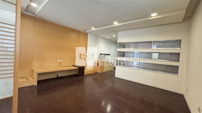 屏東房屋《福建路優質店住》房屋室內格局與周邊環境