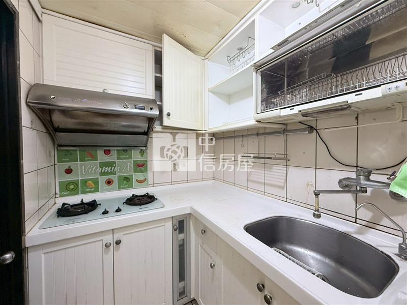 台北大國前區稀有兩房房屋室內格局與周邊環境