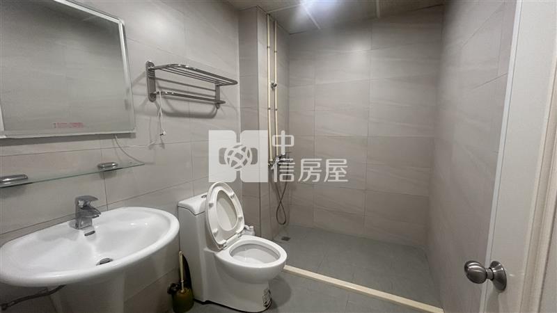 B1-80市中心發財金店住房屋室內格局與周邊環境