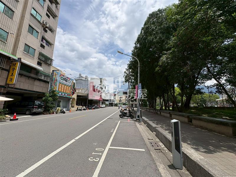 八德雙店面房屋室內格局與周邊環境
