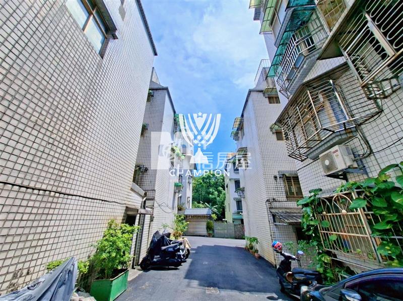 【冠軍商仲】瑞士山莊一樓房屋室內格局與周邊環境