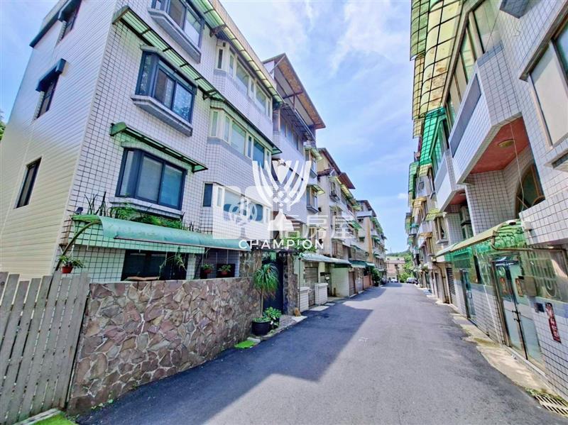 【冠軍商仲】瑞士山莊一樓房屋室內格局與周邊環境