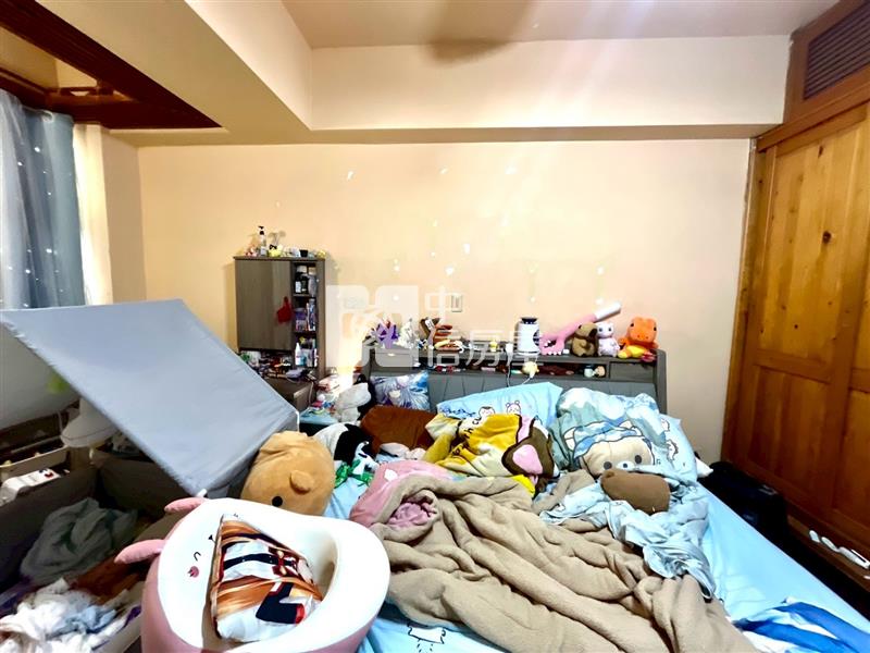 獨家!西屯台灣大道世貿天廈三房平車房屋室內格局與周邊環境