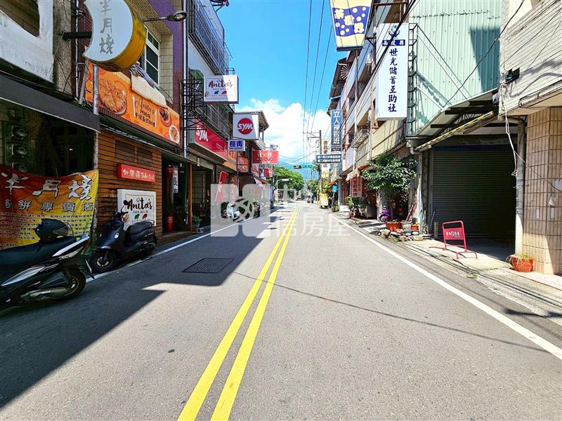 埔里大地坪商業地醫美長照診所無痛接軌房屋室內格局與周邊環境