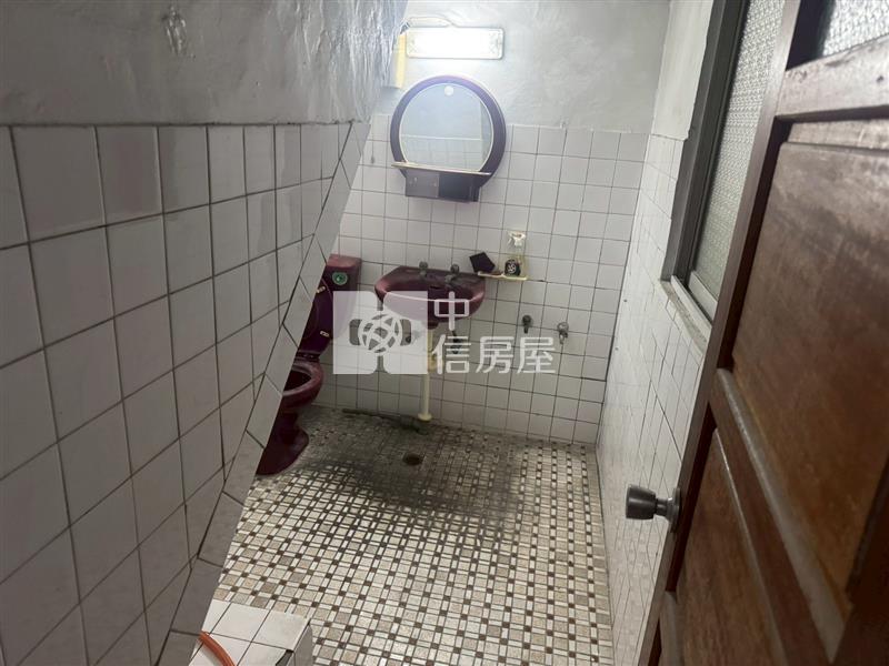 斗六市中心透天房屋室內格局與周邊環境