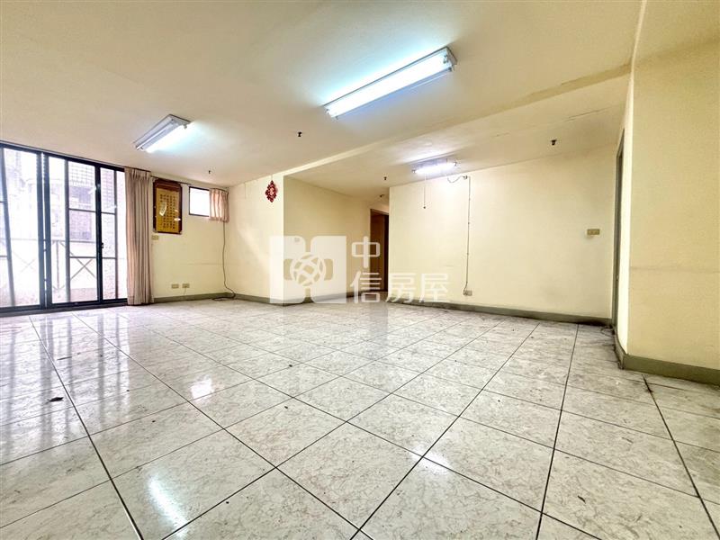 光華國宅前區三房高樓景觀房屋室內格局與周邊環境