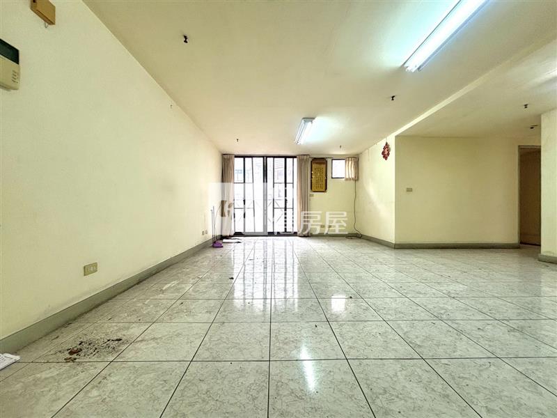 光華國宅前區三房高樓景觀房屋室內格局與周邊環境