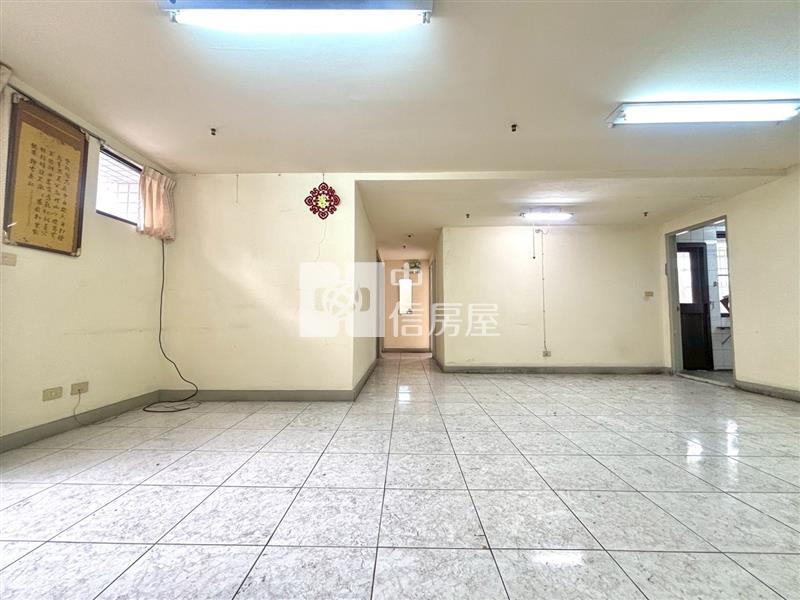 光華國宅前區三房高樓景觀房屋室內格局與周邊環境