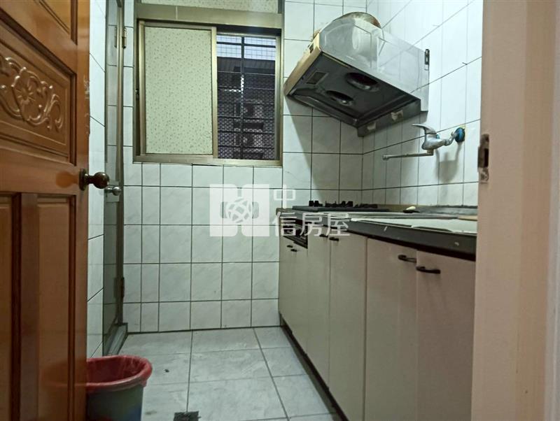 員林第一市場旁華廈房屋室內格局與周邊環境
