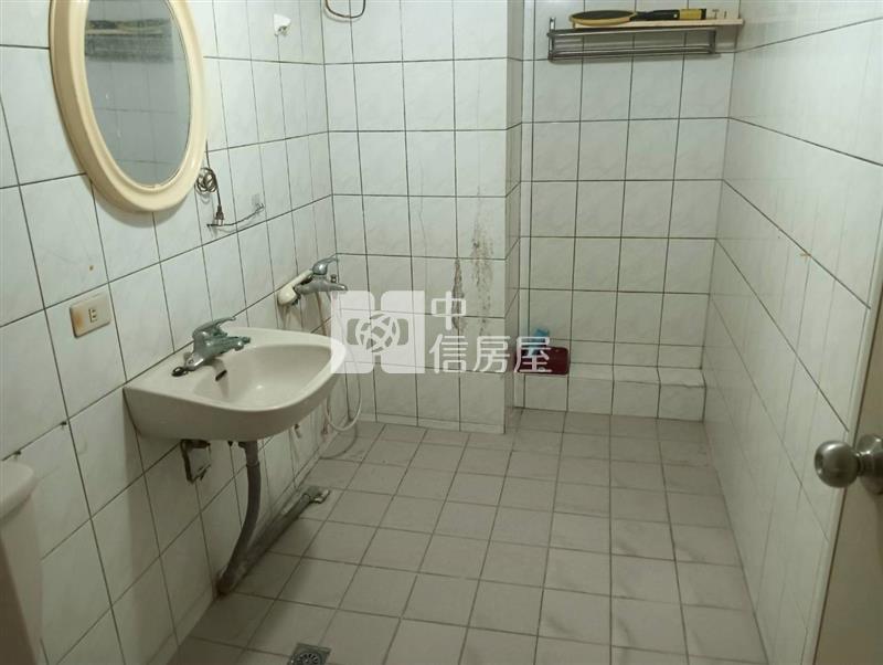 員林第一市場旁華廈房屋室內格局與周邊環境