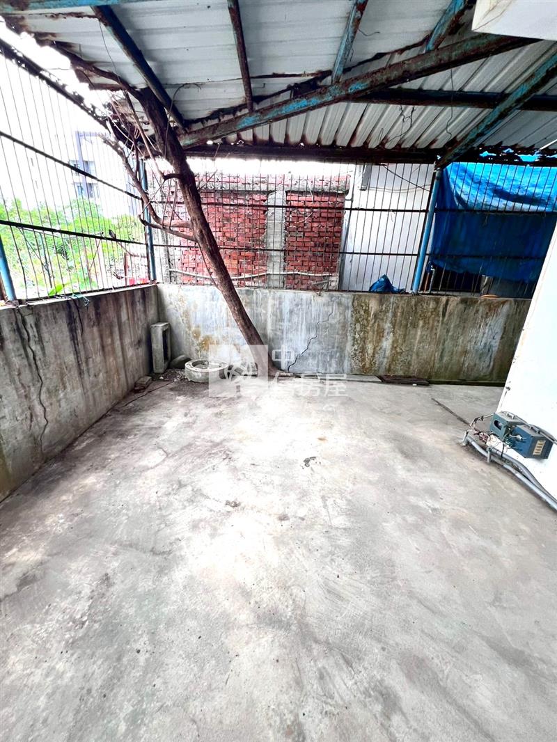 C1-69中華路巷內大面寬建地+屋(專任)房屋室內格局與周邊環境