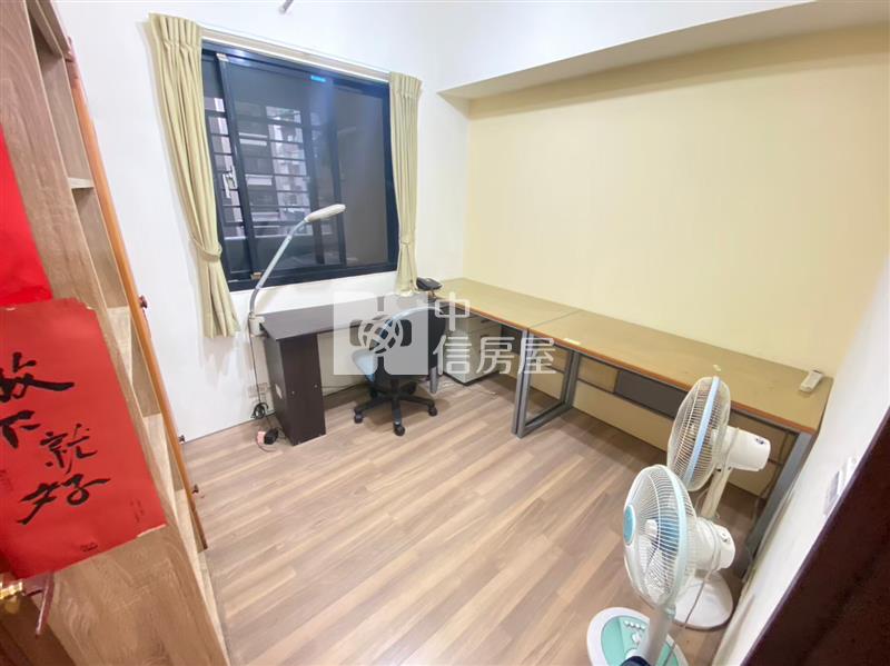 崇倫國中震後三房美屋房屋室內格局與周邊環境