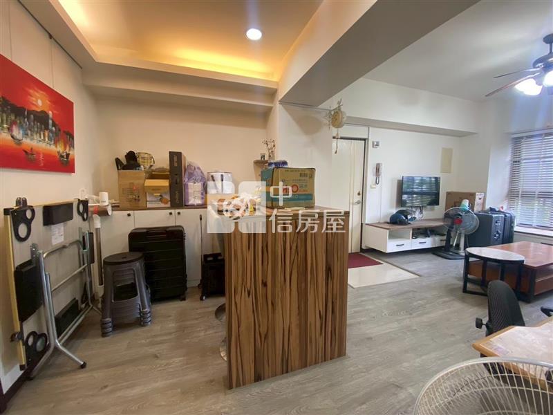 崇倫國中震後三房美屋房屋室內格局與周邊環境