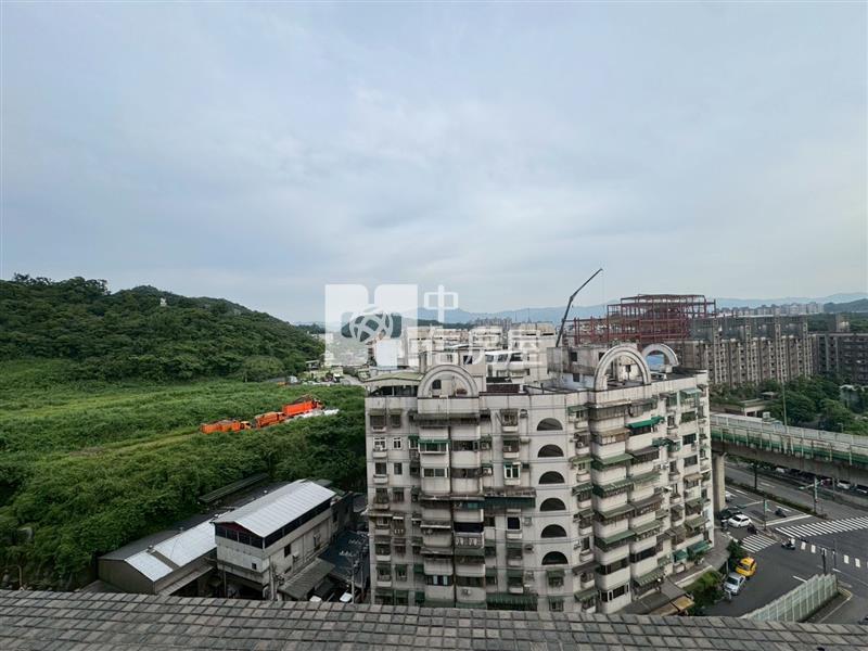 003龍邸中國房屋室內格局與周邊環境