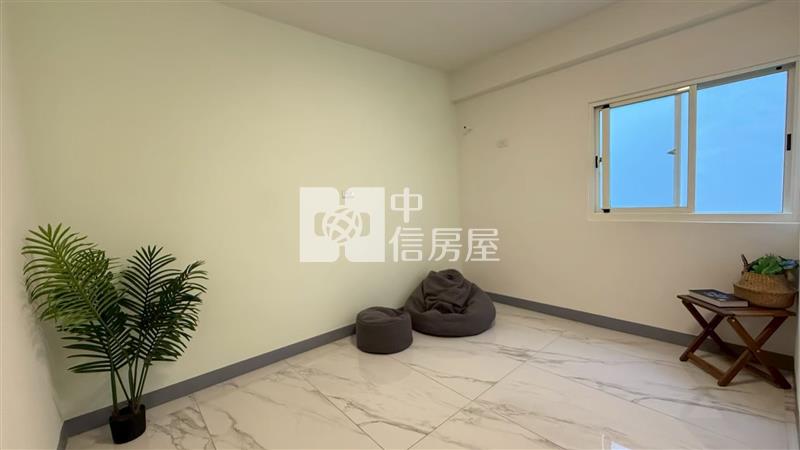 屏東崇蘭國小學區整新車墅房屋室內格局與周邊環境