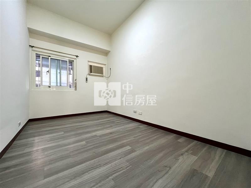 (工學天下)中山醫~工學天下輕鬆成家庭園美三房房屋室內格局與周邊環境