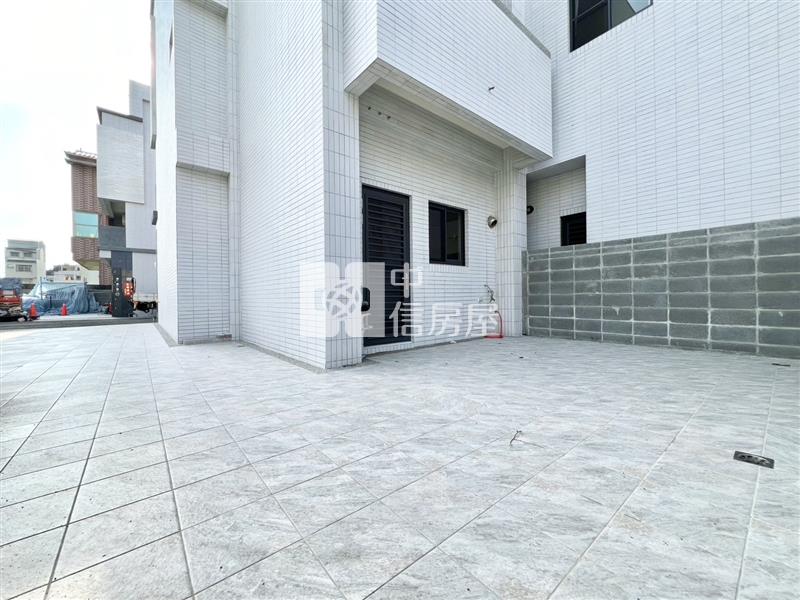 麻魚寮新多車位獨棟別墅房屋室內格局與周邊環境