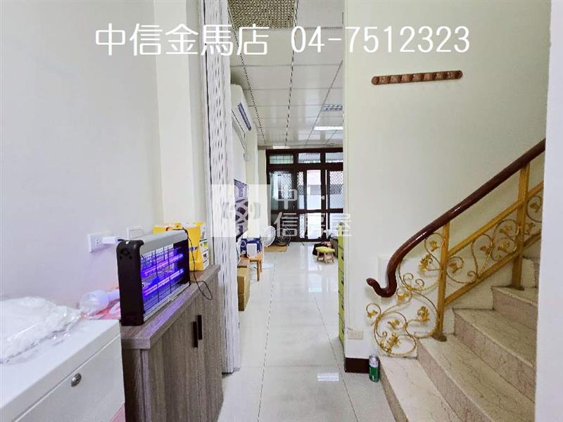 自強南路金店面房屋室內格局與周邊環境