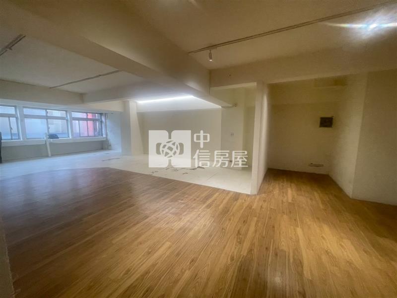 ●愛一路電梯商辦房屋室內格局與周邊環境