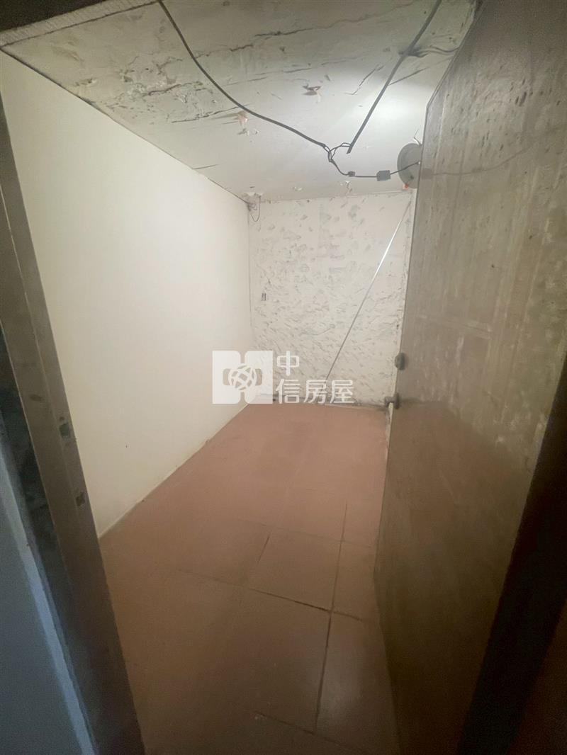 ●愛一路電梯商辦房屋室內格局與周邊環境