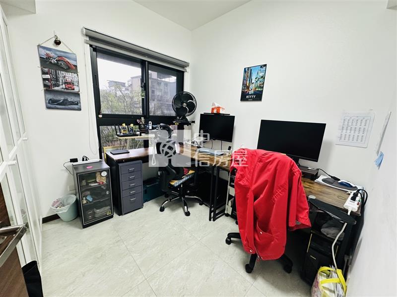 ▲新橫濱精美大三房平面車位房屋室內格局與周邊環境