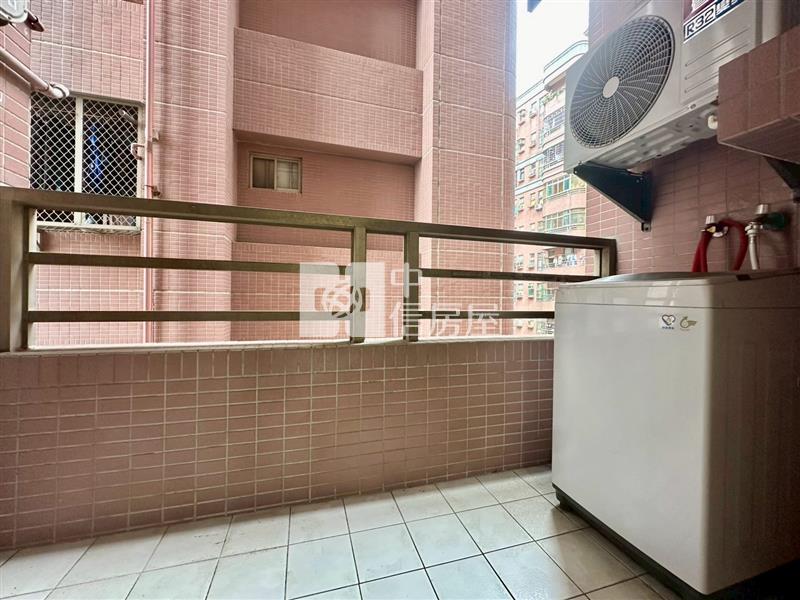 大慶捷運站震後兩房採光美廈房屋室內格局與周邊環境
