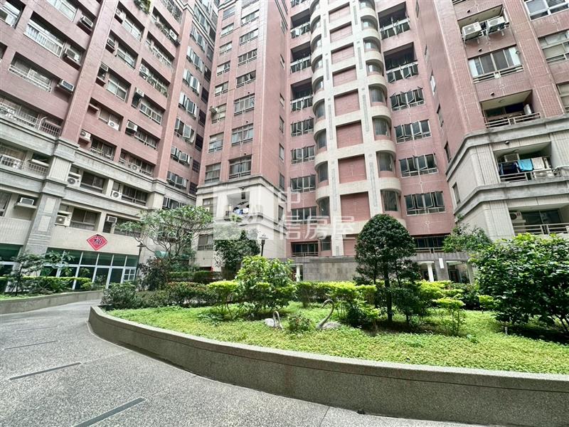 大慶捷運站震後兩房採光美廈房屋室內格局與周邊環境
