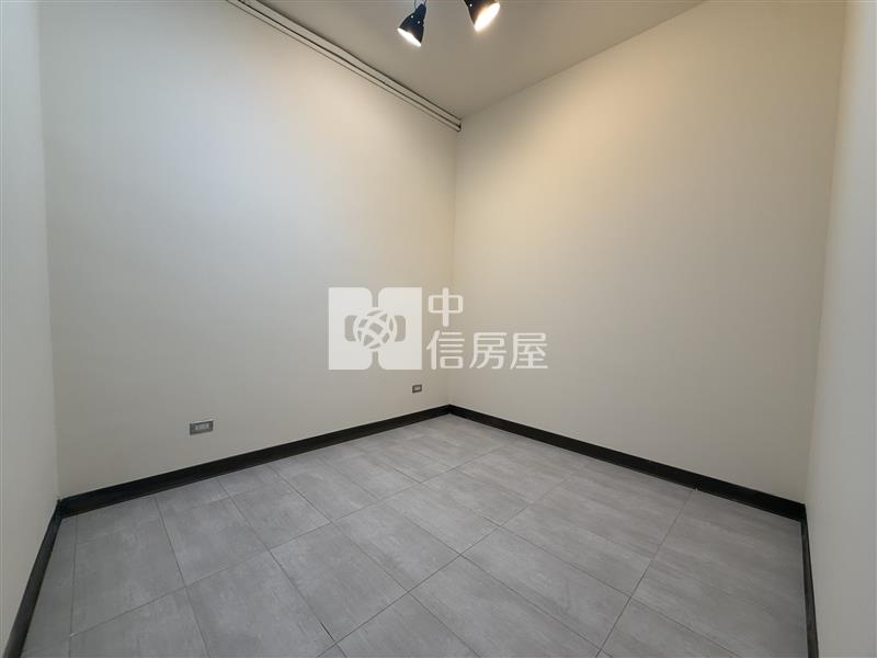 【安家】中壢SOGO百貨旁透天臨8米房屋室內格局與周邊環境