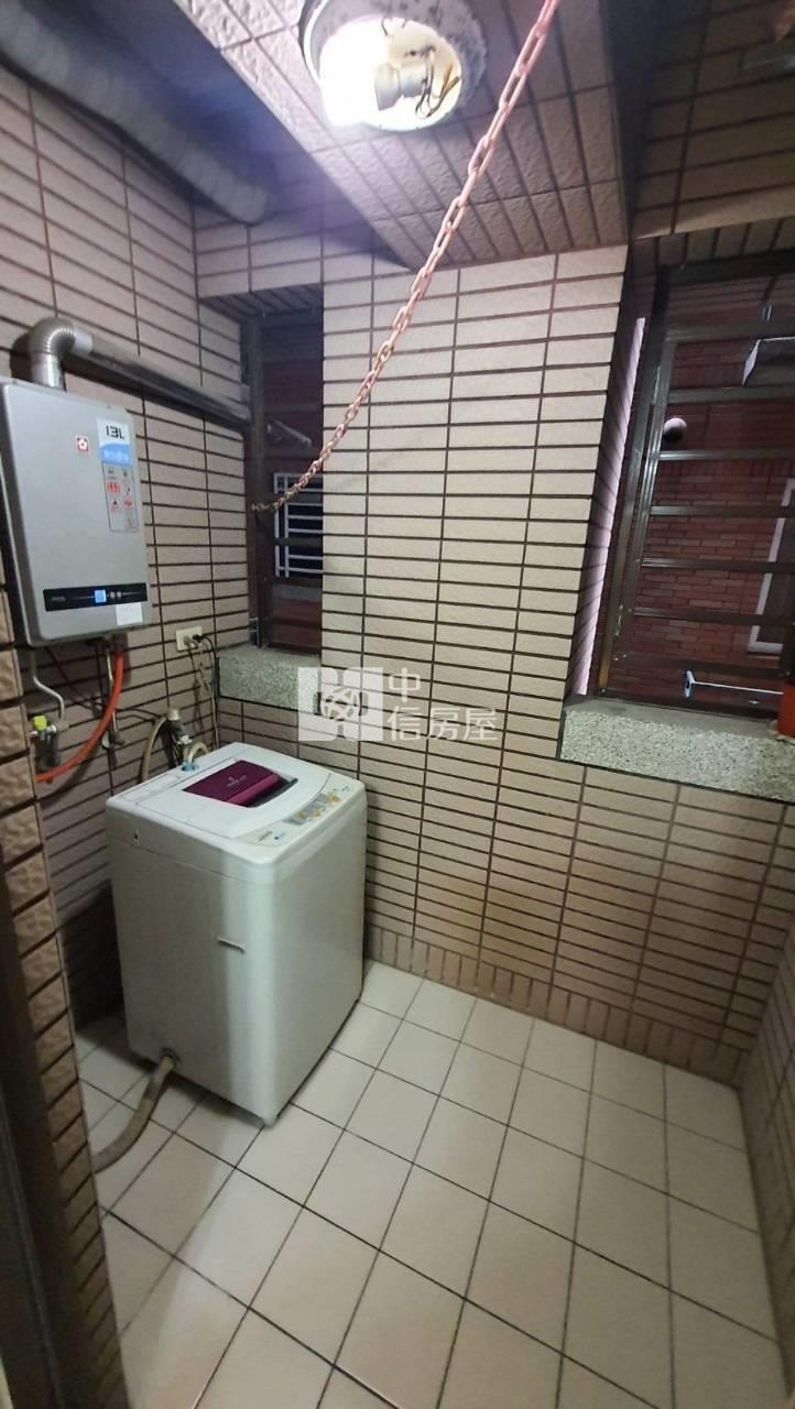桃園大業國小旁機能2房車房屋室內格局與周邊環境
