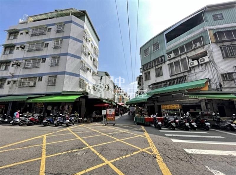 正昌平路吃市熱鬧透店房屋室內格局與周邊環境