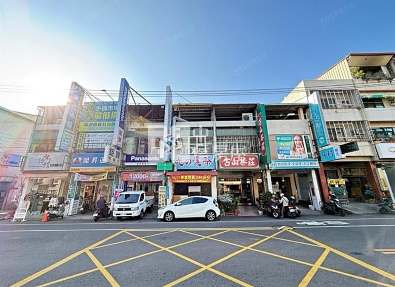 正昌平路吃市熱鬧透店房屋室內格局與周邊環境