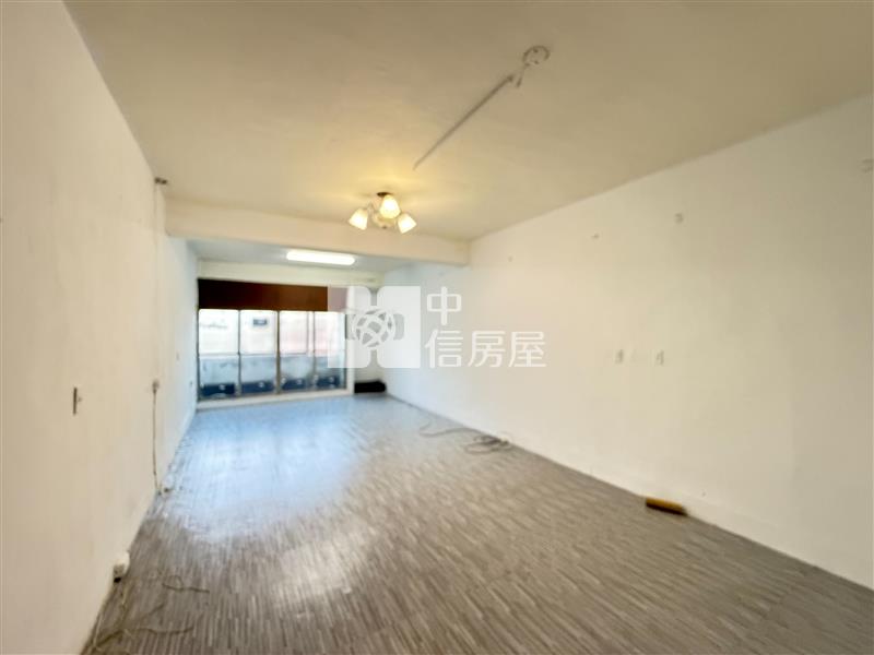 正昌平路吃市熱鬧透店房屋室內格局與周邊環境