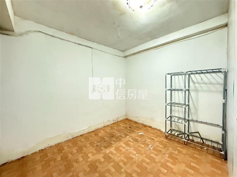 正昌平路吃市熱鬧透店房屋室內格局與周邊環境