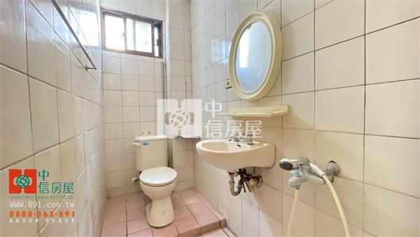 民雄市區透天住家房屋室內格局與周邊環境
