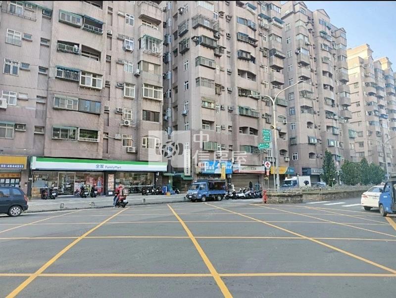 鑫聖中信-楊梅台北比佛利金店面房屋室內格局與周邊環境