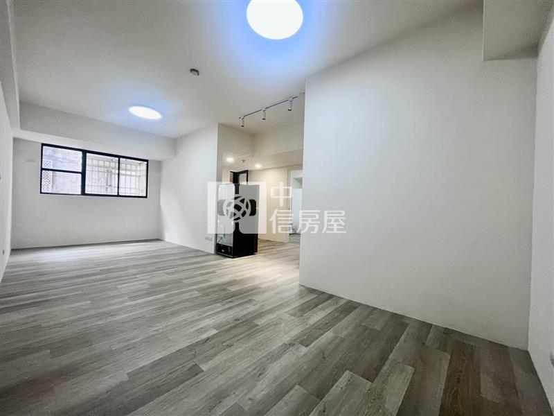 低總價全新質感兩房車位美屋房屋室內格局與周邊環境