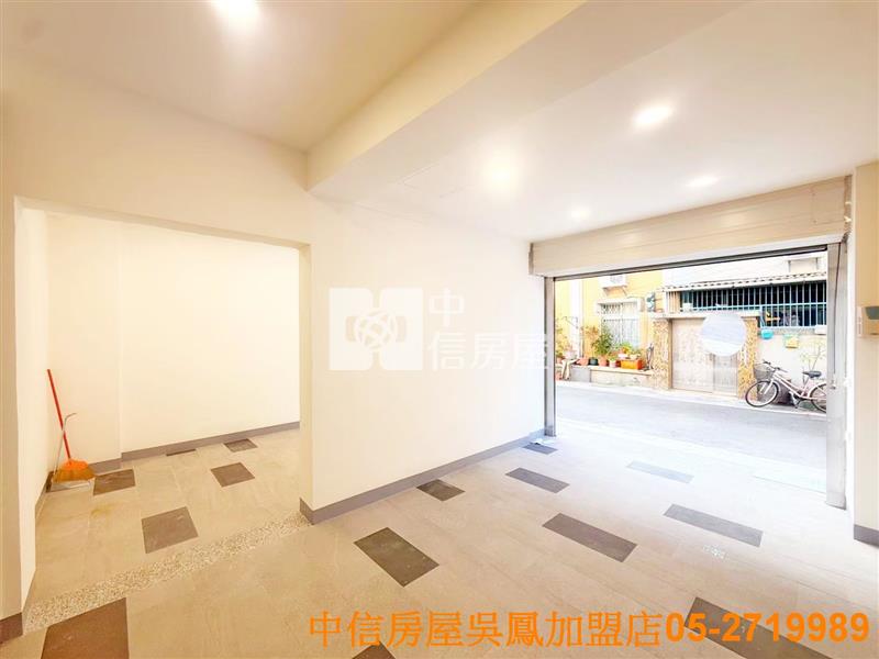 民生社區車庫美別墅房屋室內格局與周邊環境