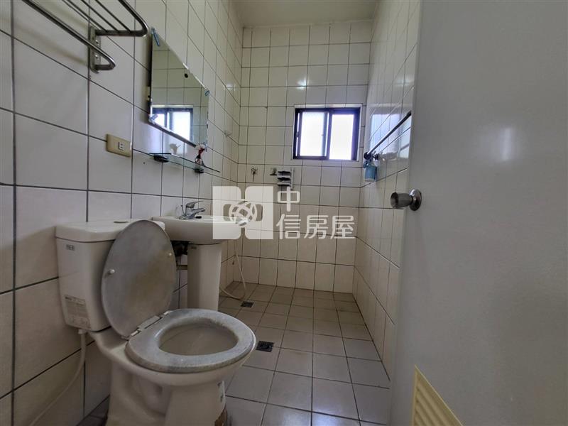 低總價景觀三房平車房屋室內格局與周邊環境