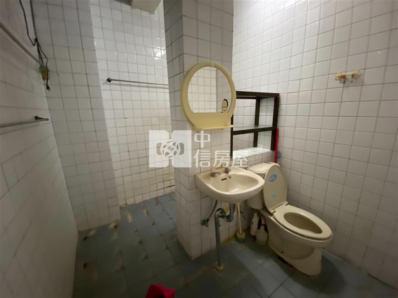樂群國小育樂路上公寓三樓房屋室內格局與周邊環境