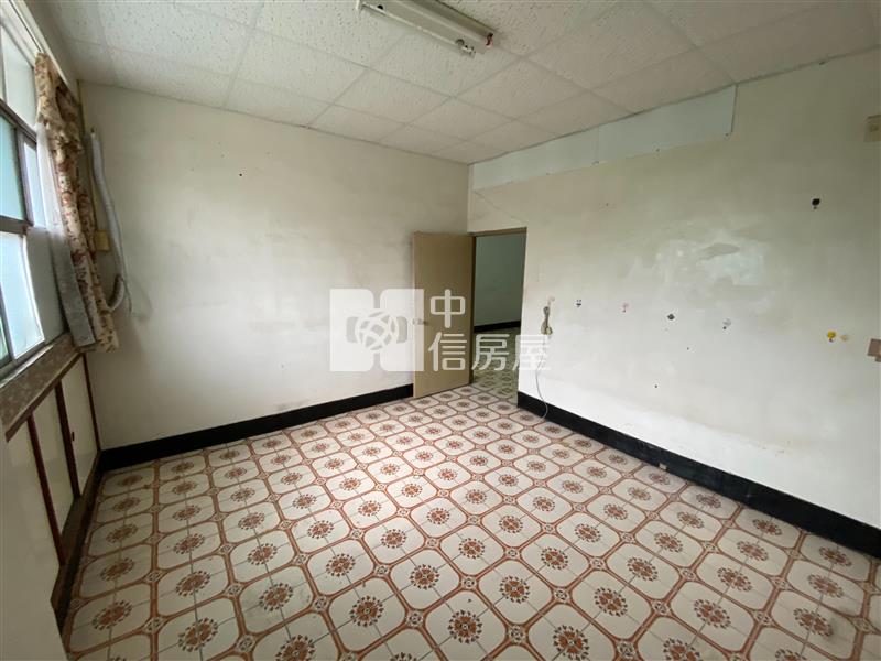 樂群國小育樂路上公寓三樓房屋室內格局與周邊環境