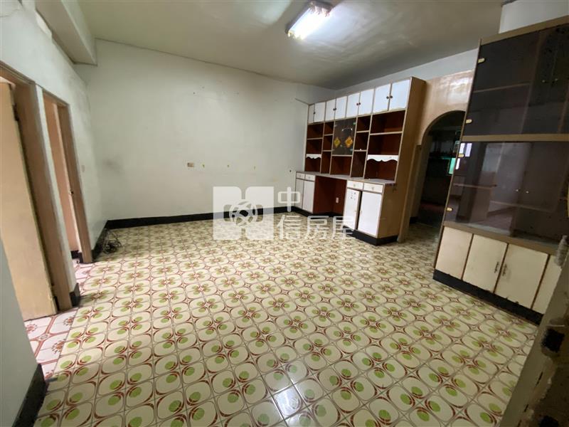 樂群國小育樂路上公寓三樓房屋室內格局與周邊環境