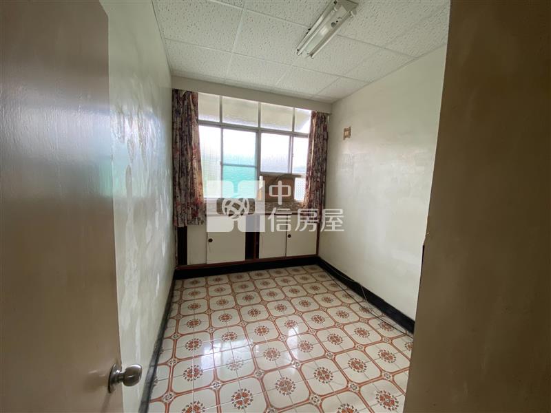 樂群國小育樂路上公寓三樓房屋室內格局與周邊環境