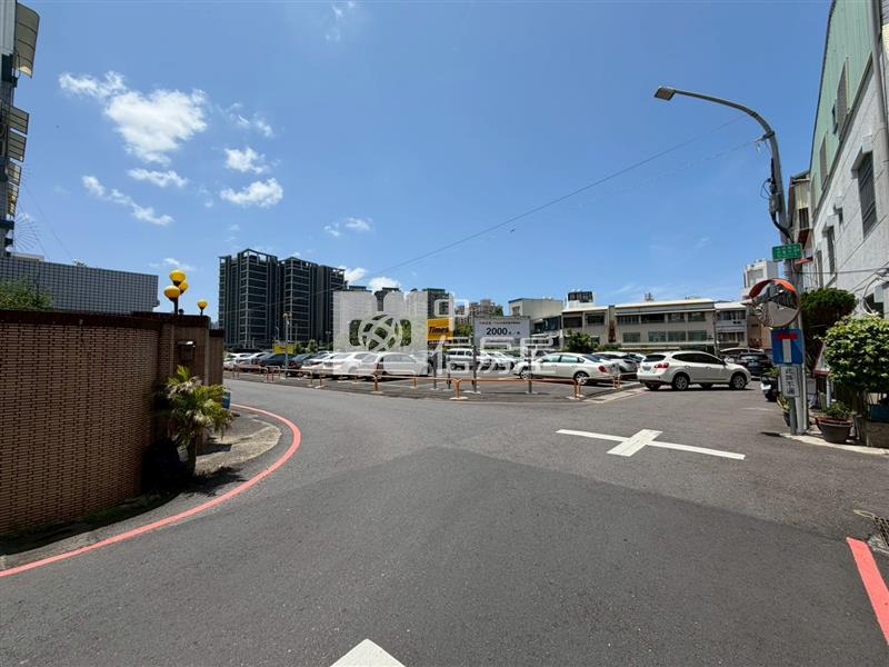 大橋商圈店住合一透天厝房屋室內格局與周邊環境